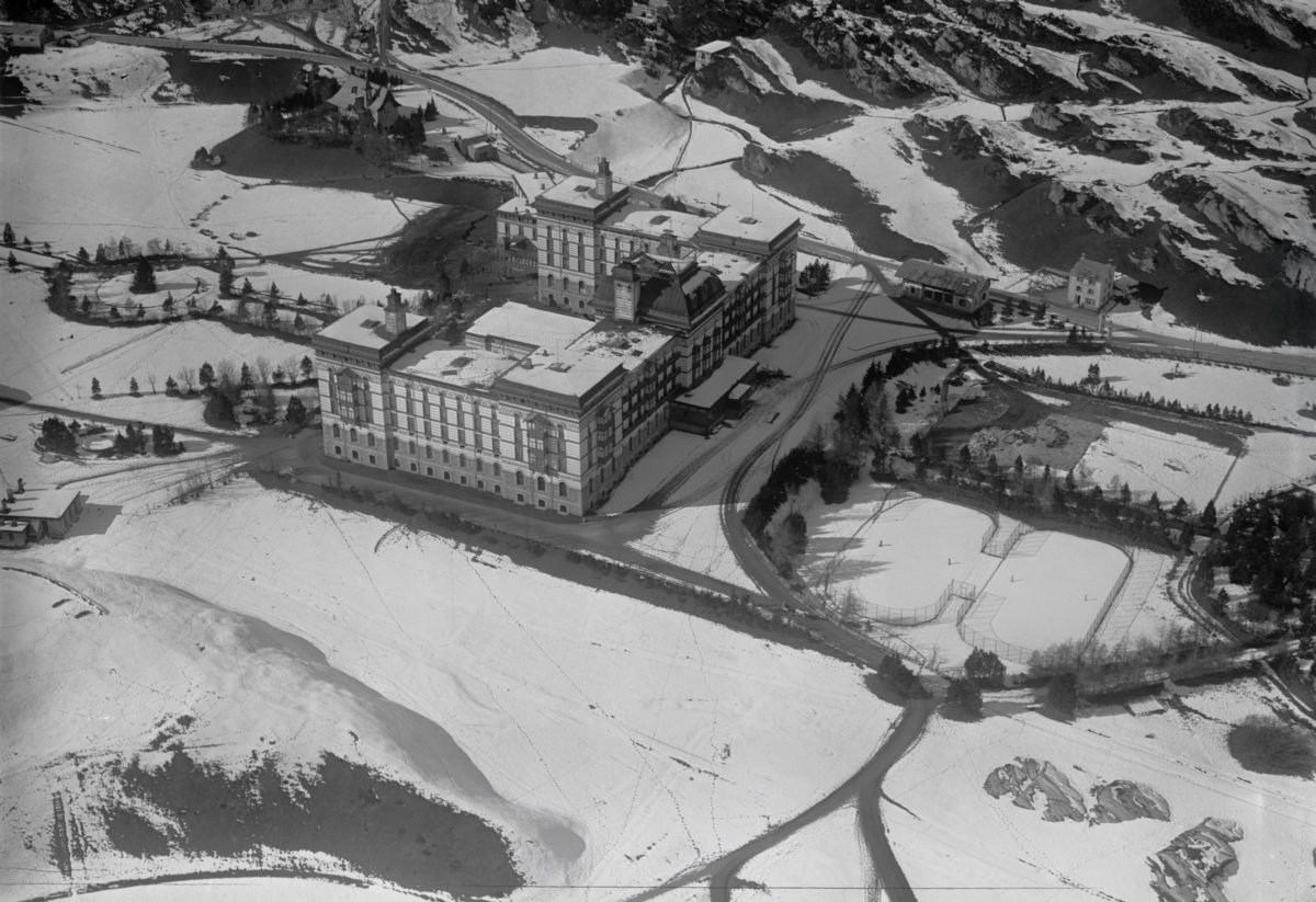 Maloja Hotel Palace, Foto Walter Mittelholzer, Sammlung ETH Bibliothek, wikimedia