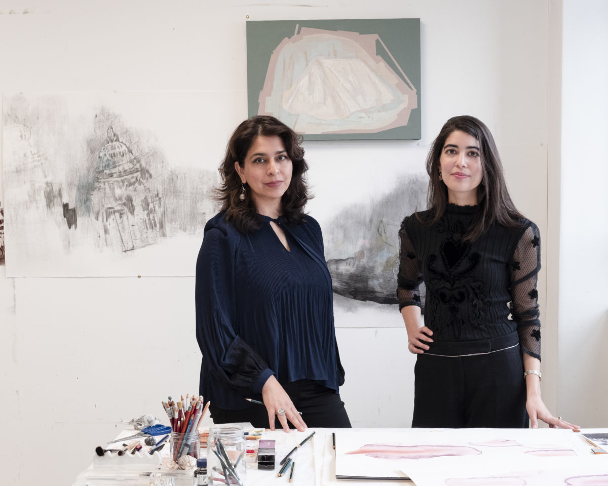 Artist Naiza Khan, curator Zahra Khan. Foto Carlotta Cardana, 2019